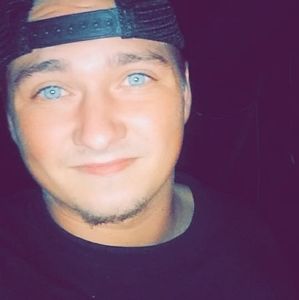 Meet your Posher, Mitchell